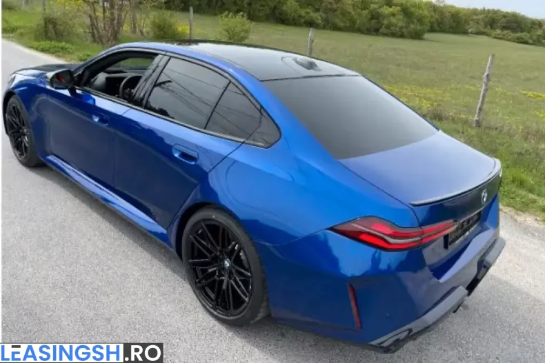 BMW M5 (Seria 5) din 2026 cu 0 km - oferta BMW214050 - foto 4