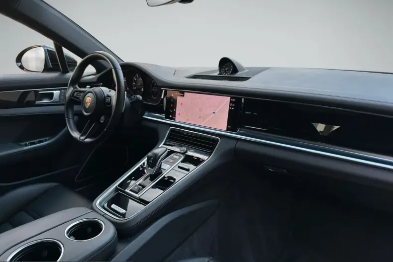 Porsche Panamera din 2022 cu 61.500 km - oferta POR214053 - foto 7
