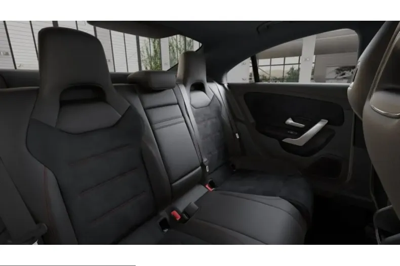 Mercedes-Benz CLA 220 (Clasa CLA) din 2025 cu 13.560 km - oferta MER214054 - foto 12