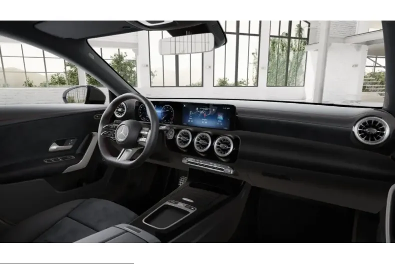 Mercedes-Benz CLA 220 (Clasa CLA) din 2025 cu 13.560 km - oferta MER214054 - foto 13