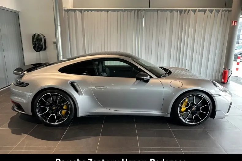 Porsche 992 din 2025 cu 8.900 km - oferta POR214056 - foto 3