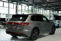 Volkswagen Touareg din 2023 cu 59.000 km - oferta VOL214061 - foto 2