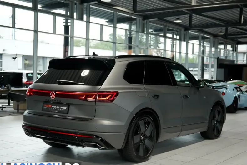 Volkswagen Touareg din 2023 cu 59.000 km - oferta VOL214061 - foto 2
