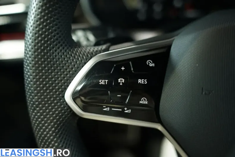 Volkswagen Touareg din 2023 cu 59.000 km - oferta VOL214061 - foto 44