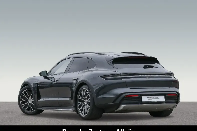Porsche Taycan din 2024 cu 39.526 km - oferta POR214067 - foto 3