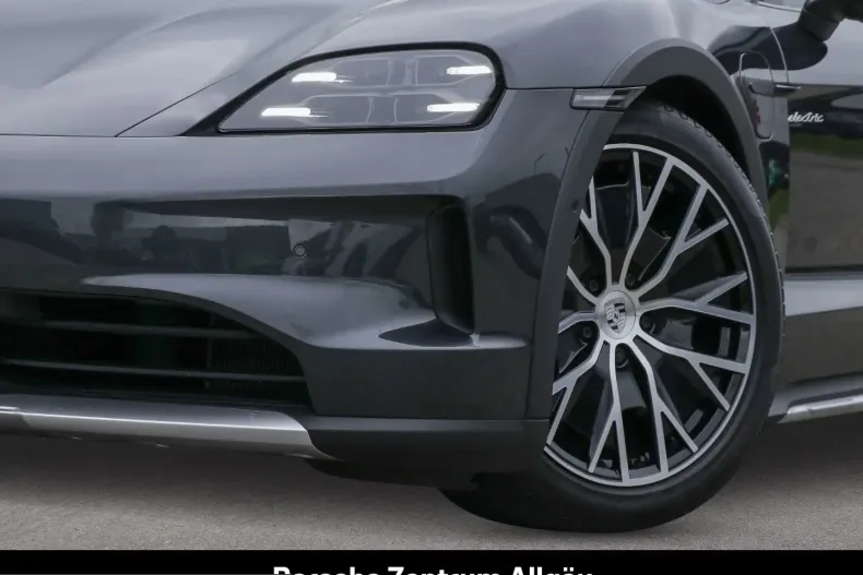Porsche Taycan din 2024 cu 39.526 km - oferta POR214067 - foto 7