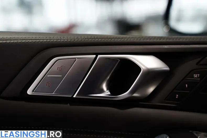 BMW X7 (Seria X) din 2022 cu 105.000 km - oferta BMW214068 - foto 38