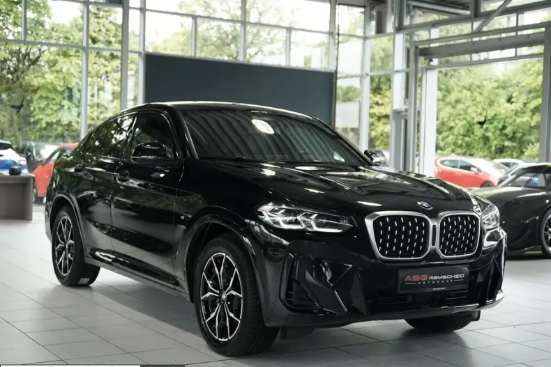 BMW X4 (Seria X) din 2024 cu 73.900 km - oferta BMW214075 - foto 1