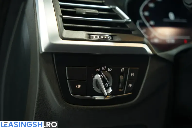 BMW X4 (Seria X) din 2024 cu 73.900 km - oferta BMW214075 - foto 24