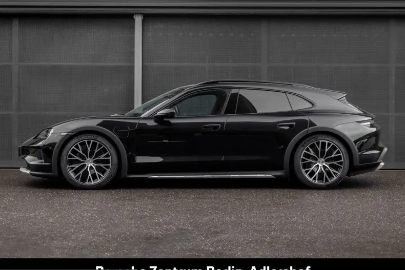 Porsche Taycan din 2024 cu 28.006 km - oferta POR214079 - foto 2