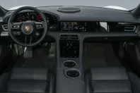 Porsche Taycan din 2024 cu 26.800 km - oferta POR214081 - foto 12