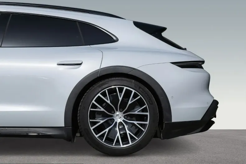 Porsche Taycan din 2024 cu 26.800 km - oferta POR214081 - foto 27