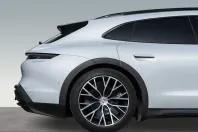 Porsche Taycan din 2024 cu 26.800 km - oferta POR214081 - foto 28