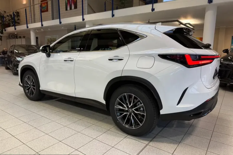 Lexus NX 450h din 2026 cu 15 km - oferta LEX214082 - foto 5