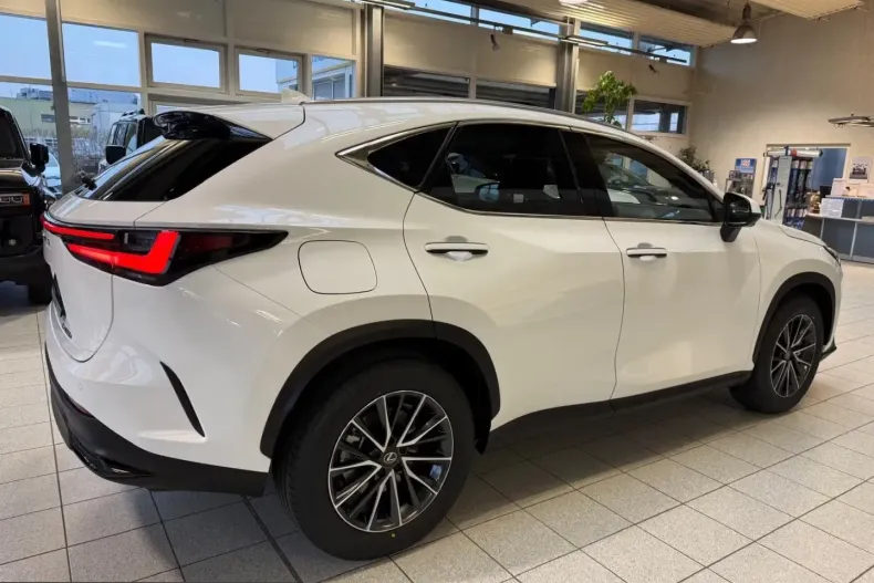 Lexus NX 450h din 2026 cu 15 km - oferta LEX214082 - foto 7