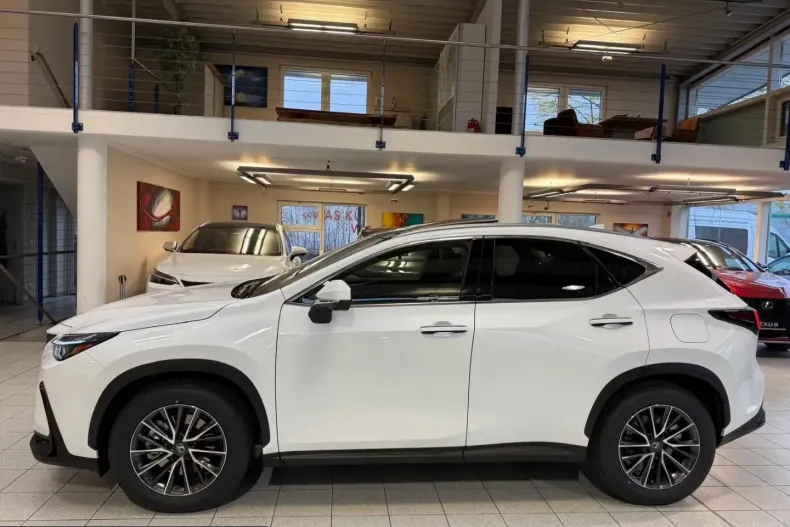 Lexus NX 450h din 2026 cu 15 km - oferta LEX214082 - foto 10