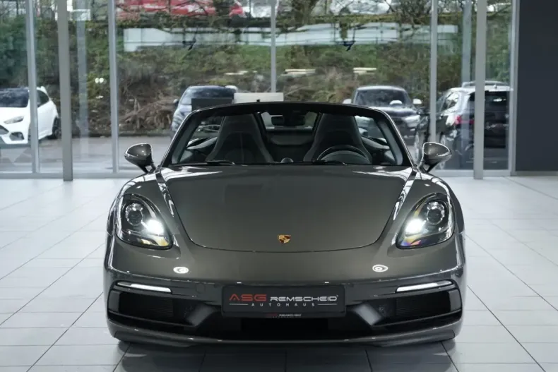 Porsche Boxster din 2022 cu 11.400 km - oferta POR214083 - foto 6