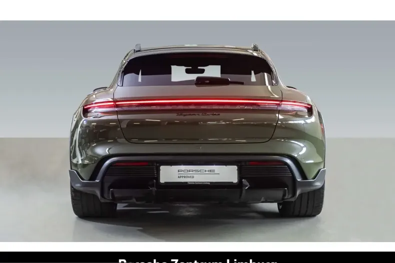 Porsche Taycan din 2023 cu 29.990 km - oferta POR214087 - foto 7