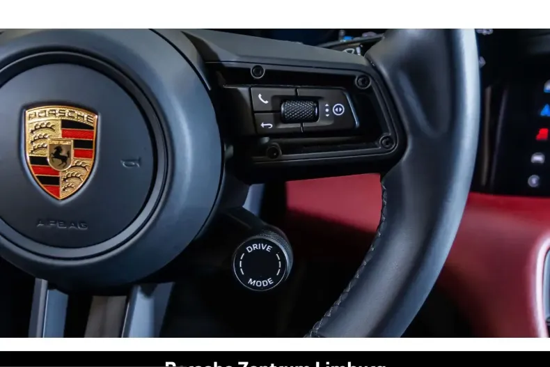 Porsche Taycan din 2023 cu 29.990 km - oferta POR214087 - foto 30