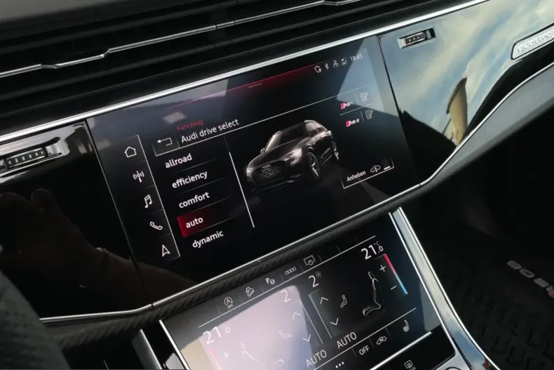 Audi RSQ8 din 2023 cu 50.900 km - oferta AUD214095 - foto 19