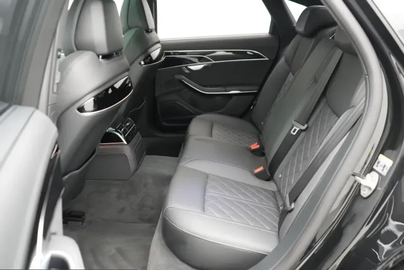 Audi A8 din 2024 cu 3.494 km - oferta AUD214096 - foto 9