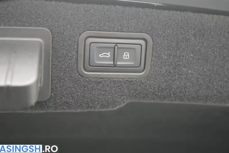 Audi A8 din 2024 cu 3.494 km - oferta AUD214096 - foto 12