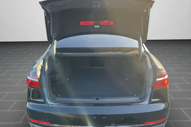 Audi A8 din 2025 cu 3.990 km - oferta AUD214098 - foto 6