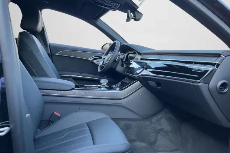 Audi A8 din 2025 cu 3.990 km - oferta AUD214098 - foto 11