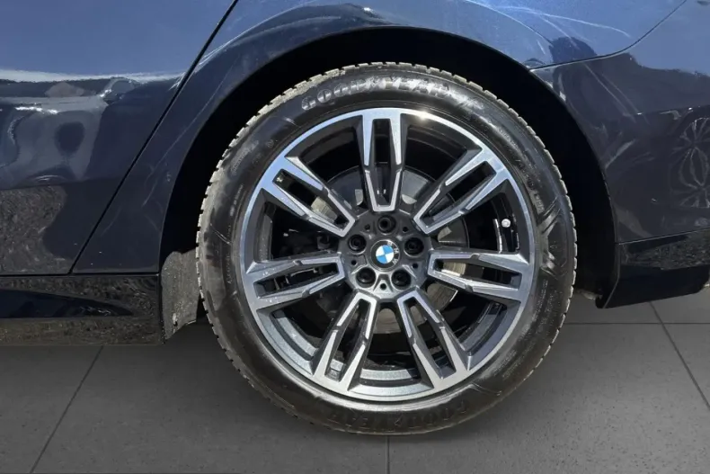 BMW 540 (Seria 5) din 2025 cu 37.272 km - oferta BMW214099 - foto 19