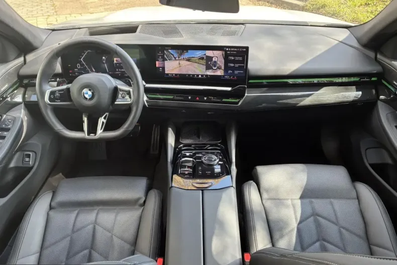 BMW 540 (Seria 5) din 2025 cu 13.440 km - oferta BMW214100 - foto 17