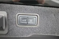 Audi A8 din 2024 cu 6.044 km - oferta AUD214102 - foto 16