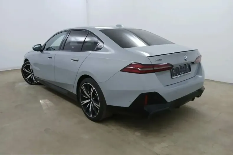 BMW 540 (Seria 5) din 2025 cu 52.000 km - oferta BMW214103 - foto 2