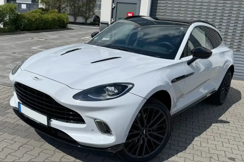 Aston Martin DBX din 2023 cu 46.250 km - oferta AST214104 - foto 2