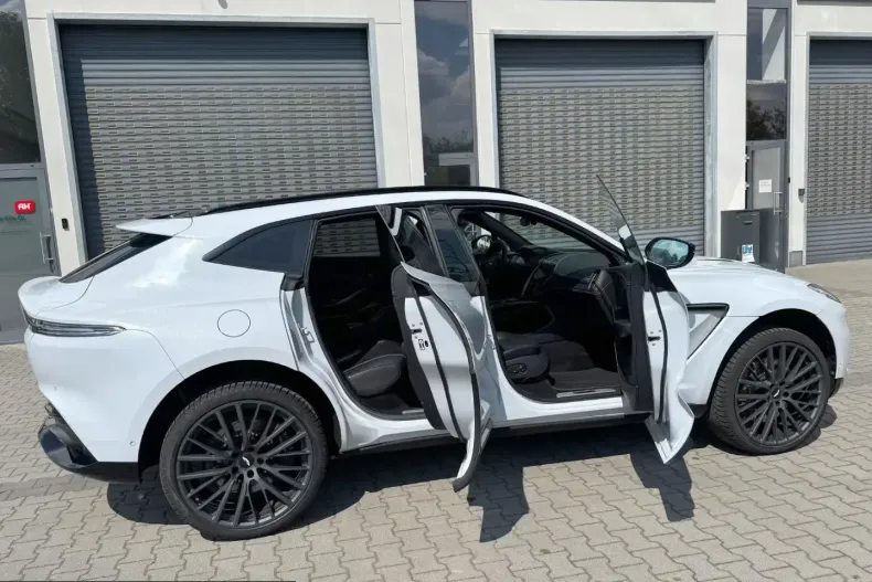Aston Martin DBX din 2023 cu 46.250 km - oferta AST214104 - foto 12