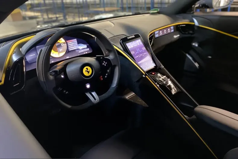 Ferrari Roma din 2023 cu 2.356 km - oferta FER214106 - foto 10