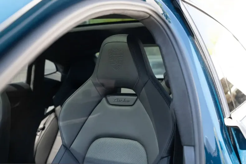 Porsche Panamera din 2024 cu 35.400 km - oferta POR214112 - foto 24