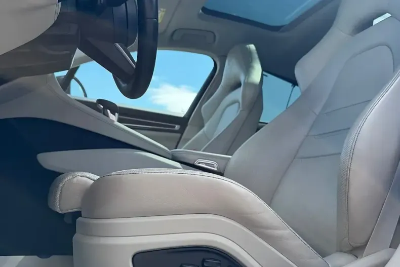 Porsche Panamera din 2023 cu 56.000 km - oferta POR214113 - foto 12