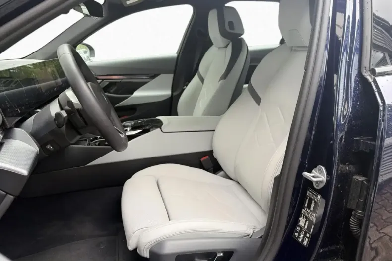 BMW 540 (Seria 5) din 2025 cu 19.592 km - oferta BMW214116 - foto 16