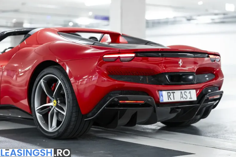 Ferrari 296 GTS din 2023 cu 1.500 km - oferta FER214117 - foto 11