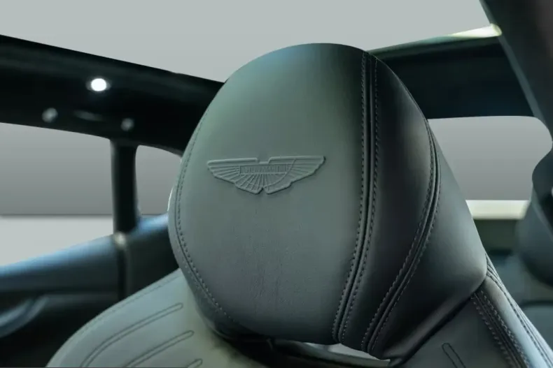 Aston Martin DBX din 2024 cu 19.900 km - oferta AST214118 - foto 25