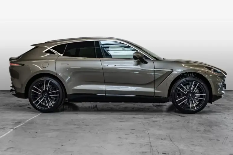 Aston Martin DBX din 2024 cu 8.076 km - oferta AST214119 - foto 3