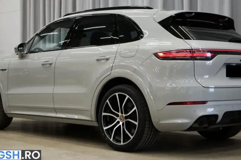 Porsche Cayenne din 2023 cu 54.510 km - oferta POR214130 - foto 2