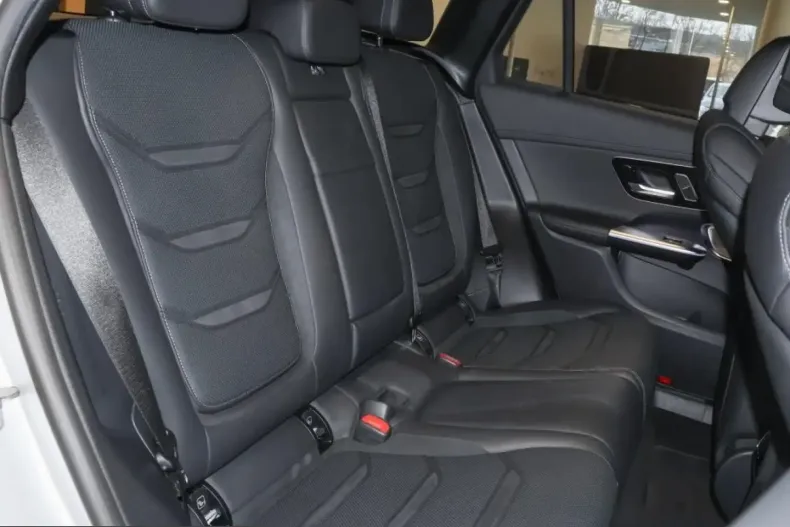 Mercedes-Benz GLC 63 AMG (Clasa GLC) din 2024 cu 61.661 km - oferta MER214131 - foto 5