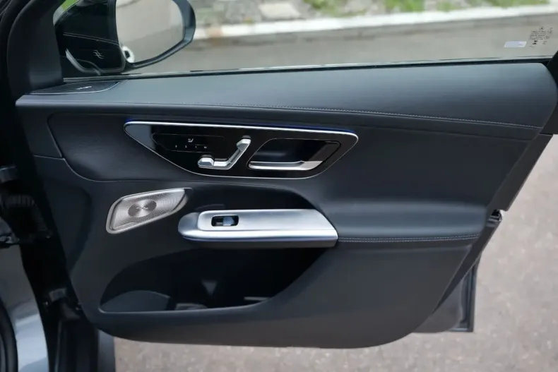 Mercedes-Benz GLC 400 (Clasa GLC) din 2023 cu 74.227 km - oferta MER214133 - foto 23