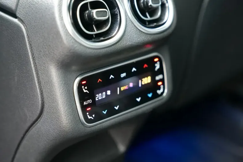 Mercedes-Benz GLC 400 (Clasa GLC) din 2023 cu 74.227 km - oferta MER214133 - foto 27