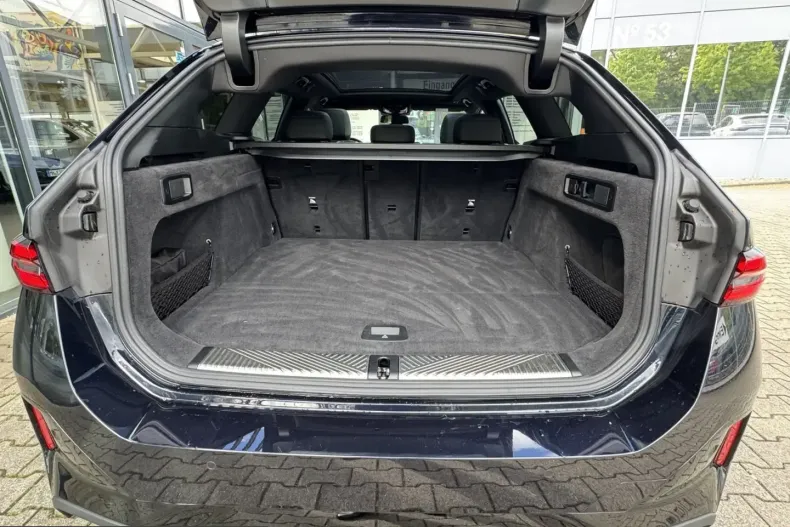 BMW 520 (Seria 5) din 2025 cu 23.918 km - oferta BMW214141 - foto 24