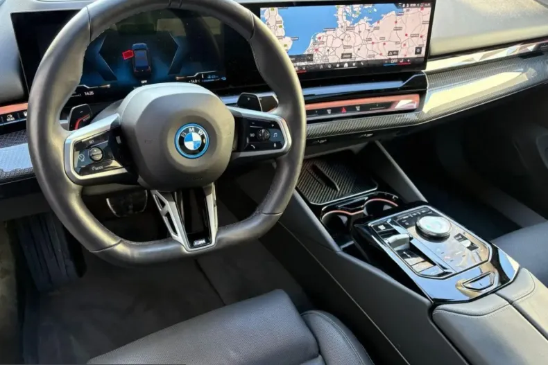 BMW 550 (Seria 5) din 2025 cu 16.964 km - oferta BMW214142 - foto 16