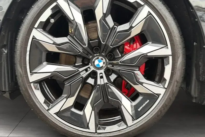 BMW 540 (Seria 5) din 2025 cu 20.466 km - oferta BMW214143 - foto 6