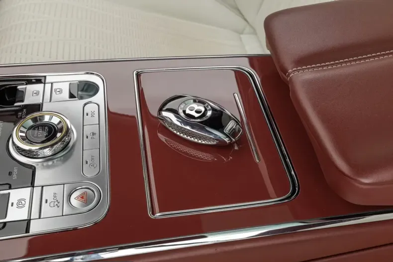 Bentley Flying Spur din 2023 cu 57.300 km - oferta BEN214144 - foto 16