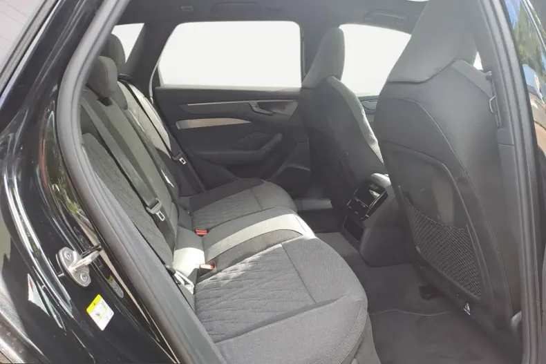 Audi A6 din 2025 cu 10.373 km - oferta AUD214147 - foto 12